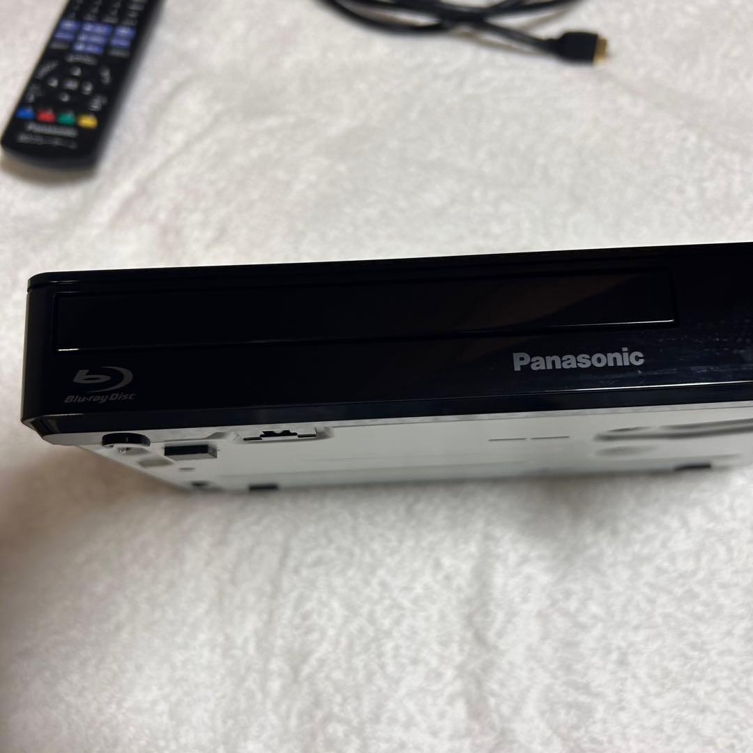 2401☆HDMIケーブル付PanasonicブルーレイプレーヤーDMPBD90