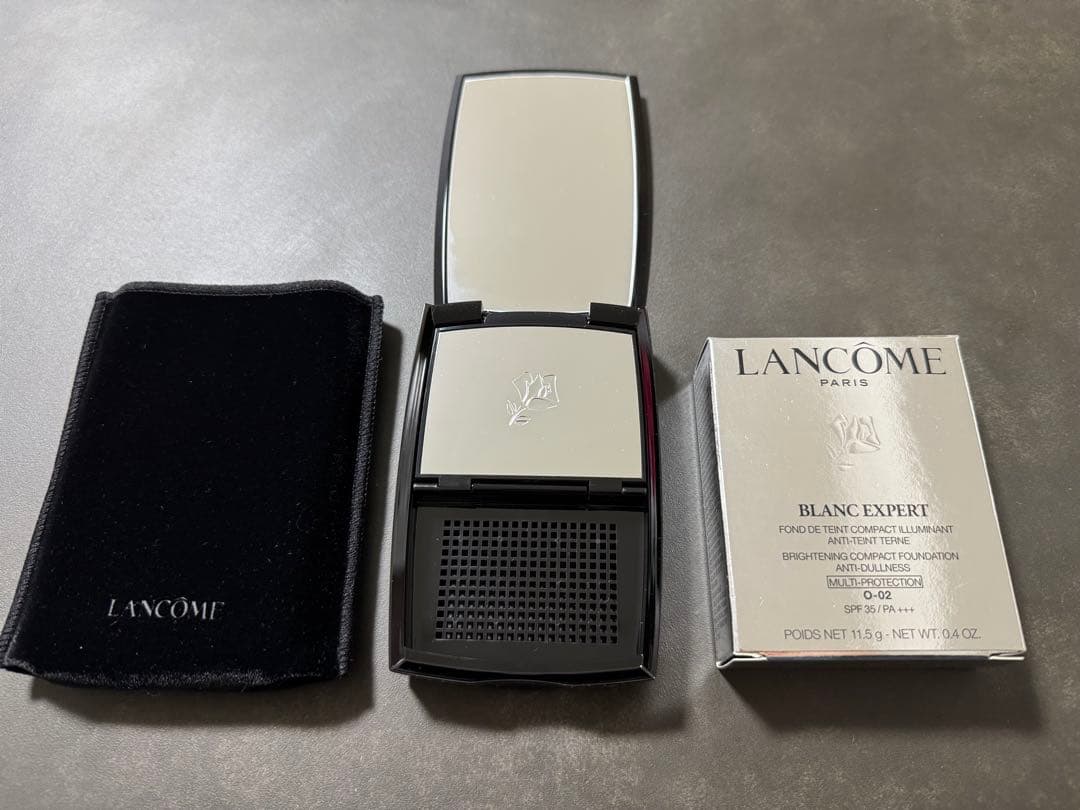 【新品未使用】LANCOME BLANC EXPERT パウダーファンデーション