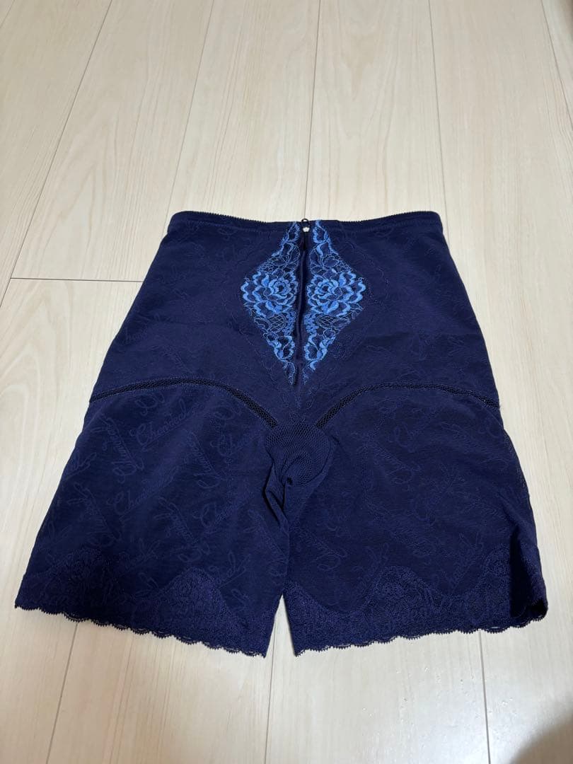 補正下着ボディスーツ(B75) ガードル(70) シャンデール　ネイビー