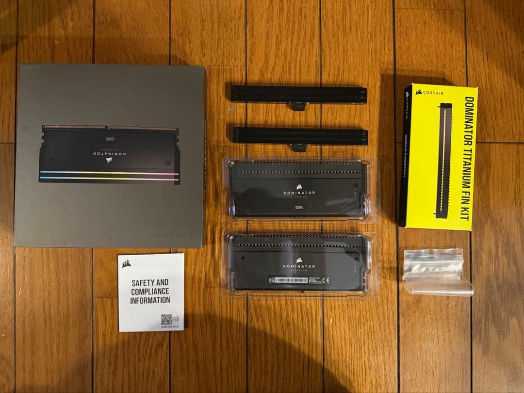 メモリー CORSAIR DOMINATOR DDR5 48GB 7200MT/s