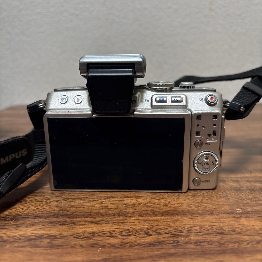 OLYMPUS オリンパス　PEN Lite E-PL5 ダブルズームキット