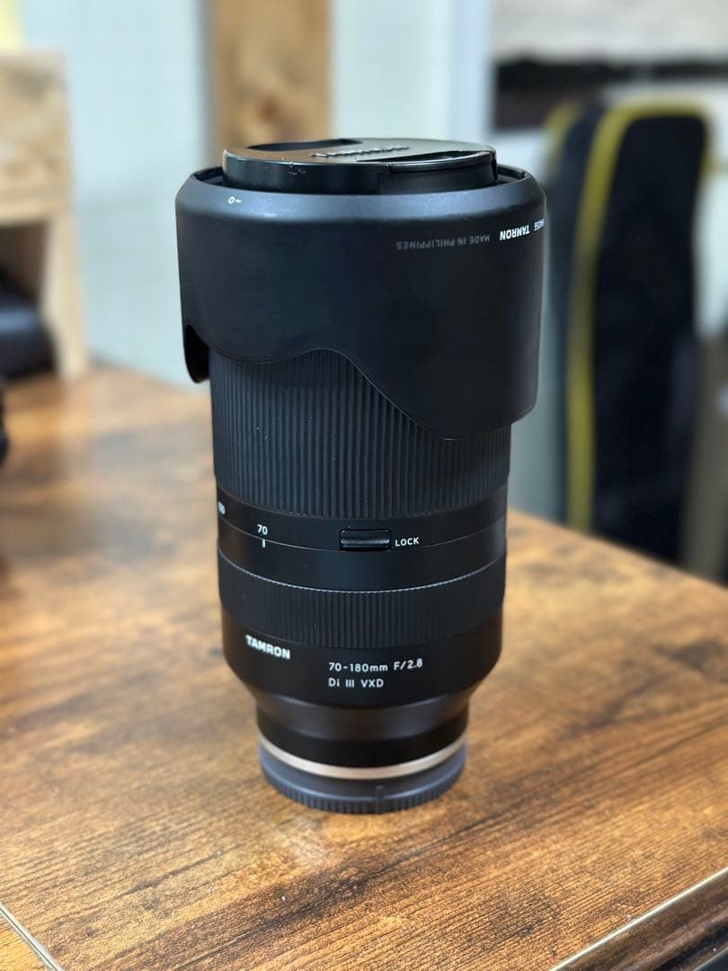 TAMRON 70-180mm F/2.8 Di III VXD ズームレンズ