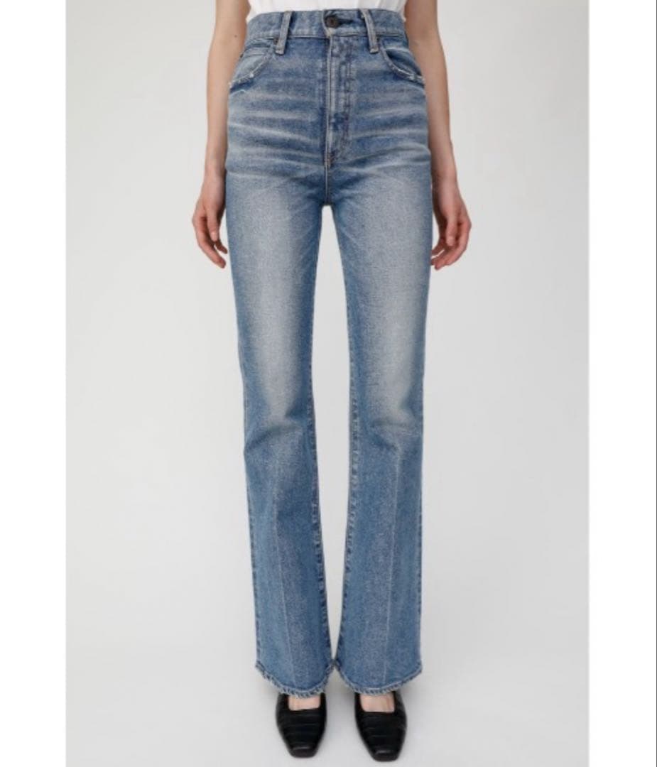 MOUSSY MVS FLARE 25インチ