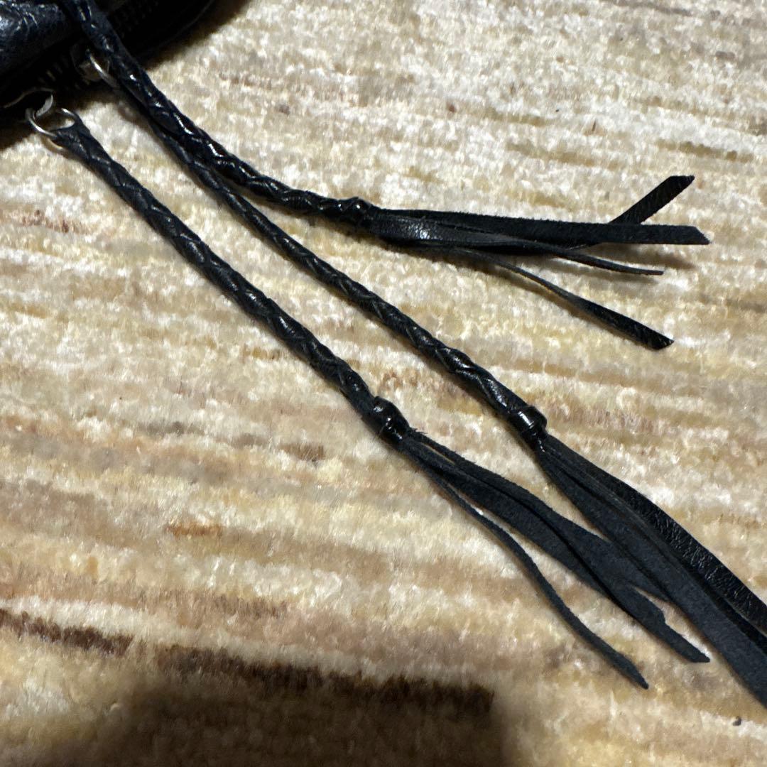 SHELLAC 本革製　ブラック ボディバッグ