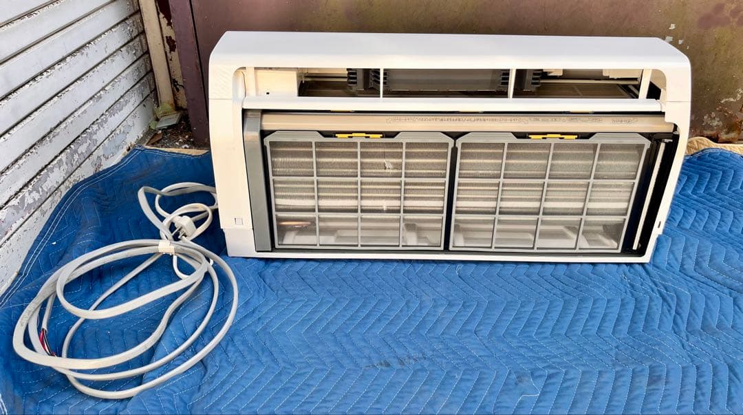 ②【送料無料】日立ルームエアコン　白くまくん　2022