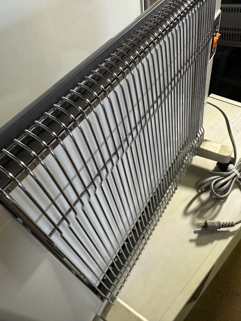 サンラメラ 600W型 遠赤外線輻射式 ニューセラミックヒーター　動作確認済