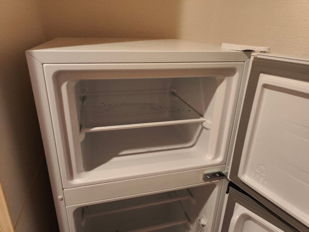 冷蔵庫 HR-B12HW ハイセンス 使用期間半年 引越しによる処分のため特価