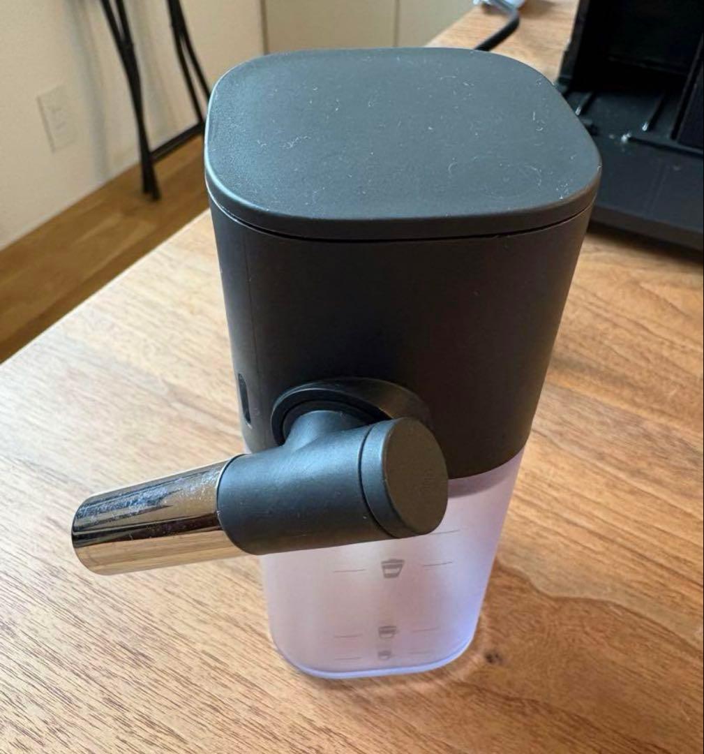 ネスプレッソ　ラティシマワンプラス　カフェラテメーカー　コーヒー