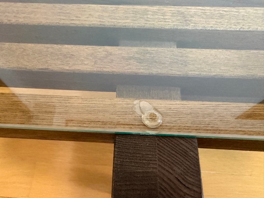 最終お値下げ　unico ガラスローテーブル