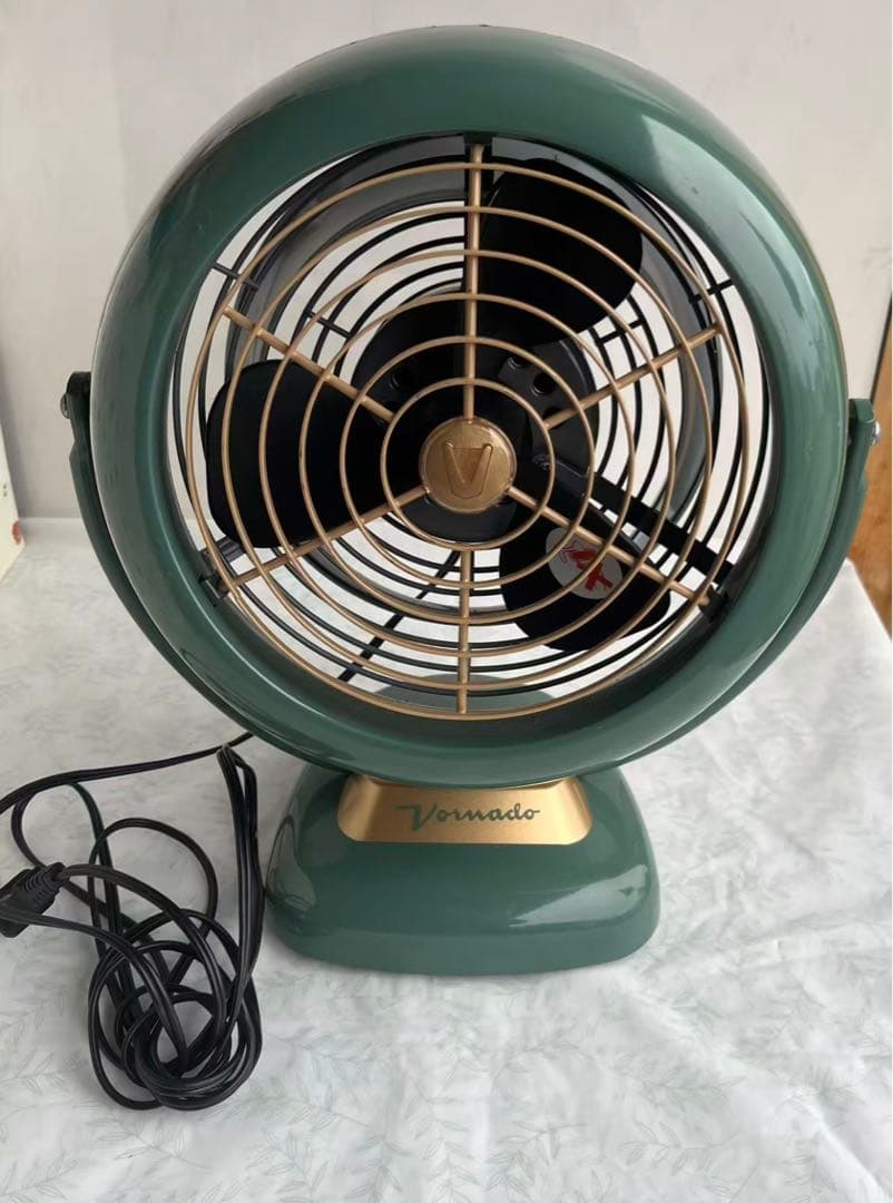Vornado サーキュレーター（空気循環器） アンティークグリーン