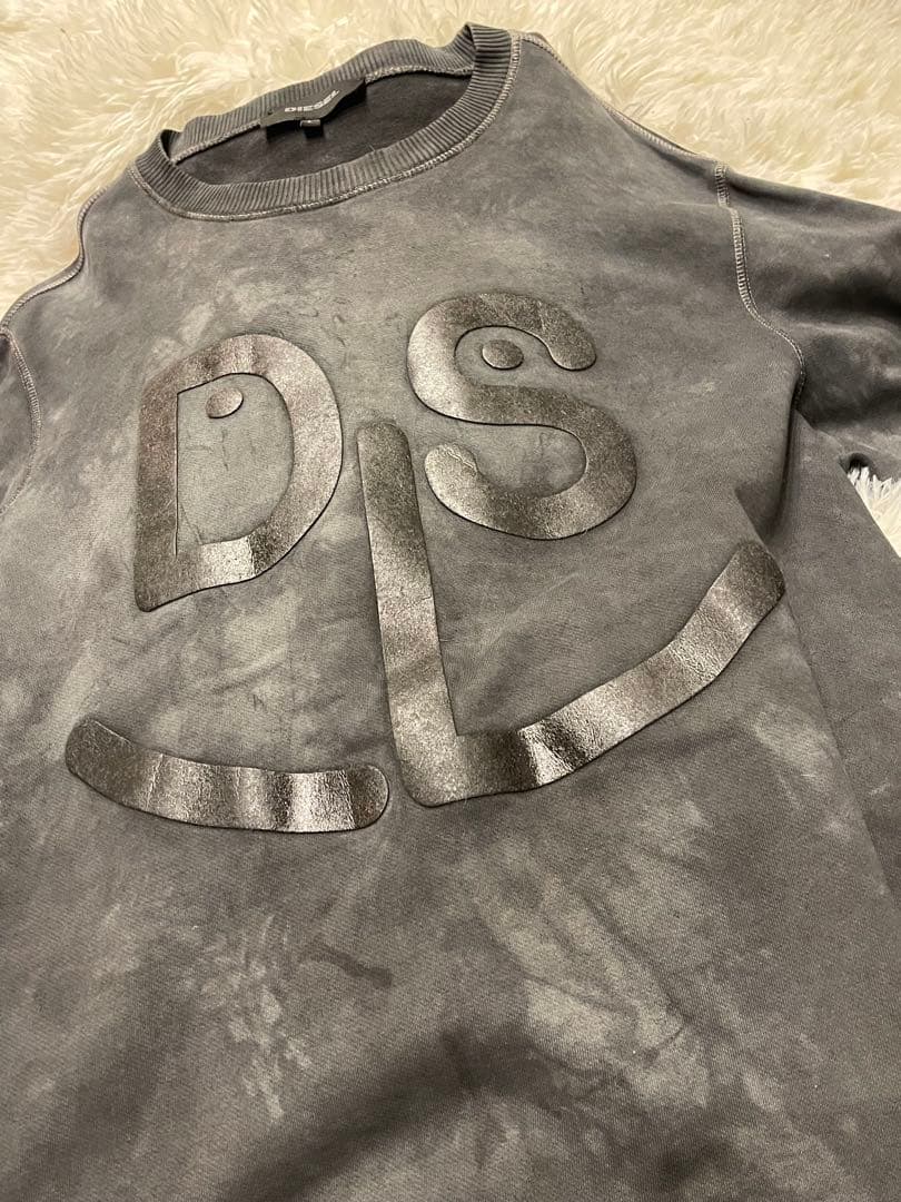 DIESEL 立体ロゴ 独自のムラ染め加工 トレーナー L 黒【圧巻の存在感】