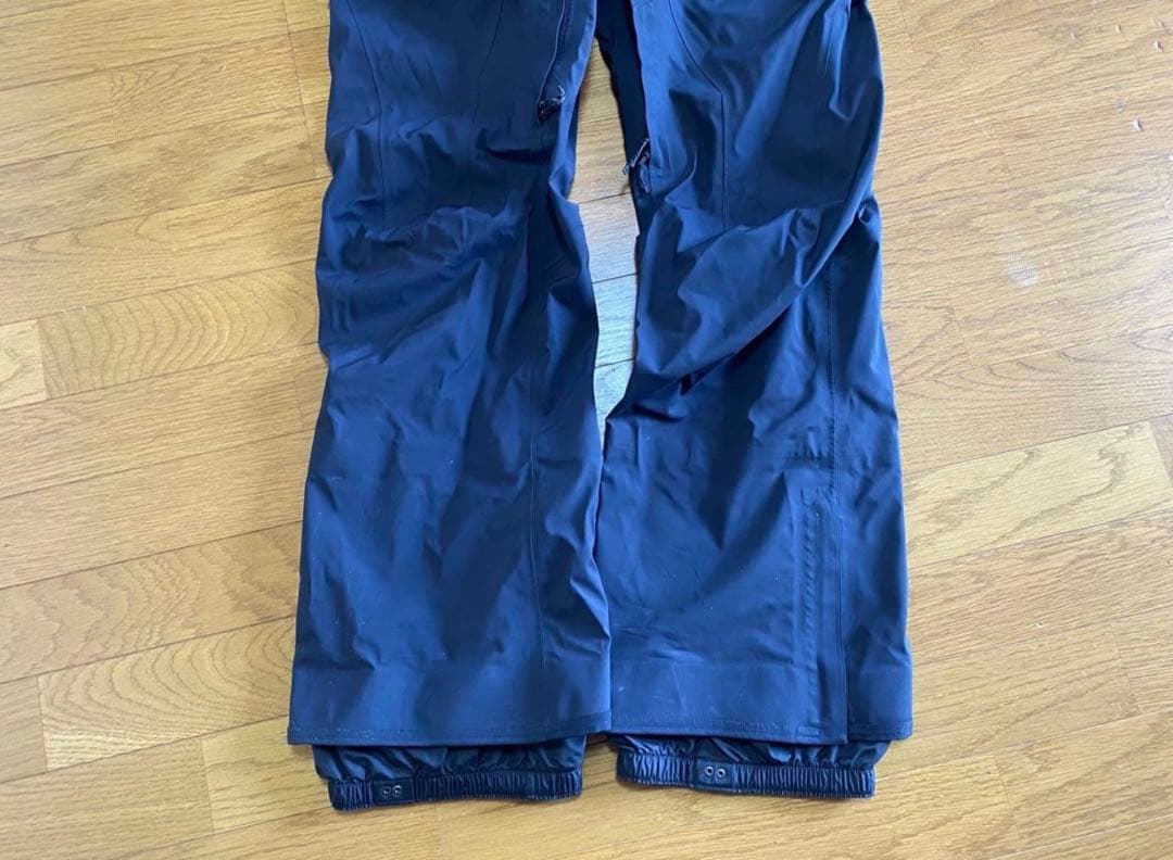 バートン（ak ）GORE-TEX ビブパンツ　Lサイズ