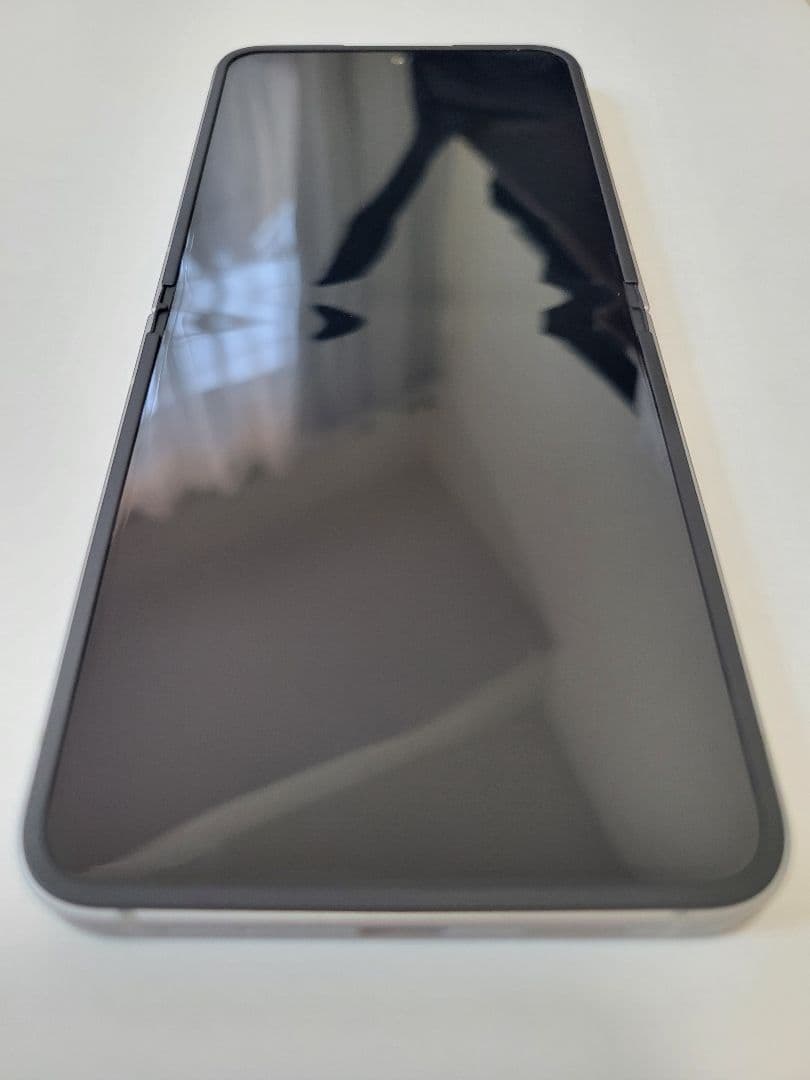 美品Samsung Galaxy Flip 6 512gb　Fit 3付き