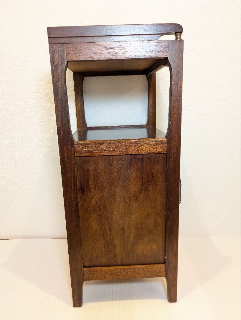 コイズミ キャビネット 電話台 置物台 棚 ガラス扉 格子 レトロ