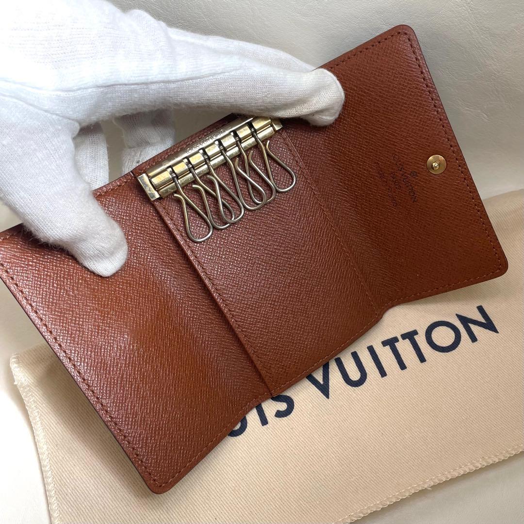 美品　ルイヴィトン　ミュルティクレ6 キーケース　モノグラム　鍵