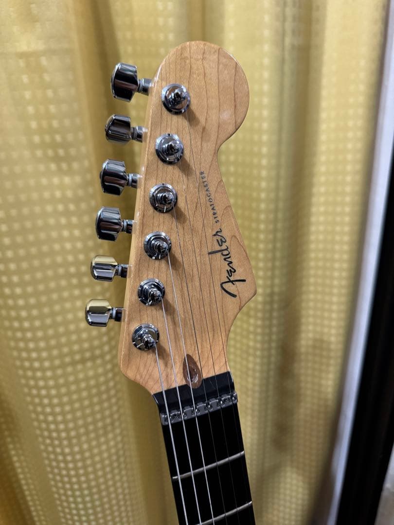 最終。Fender USA American Deluxe Strato QMT