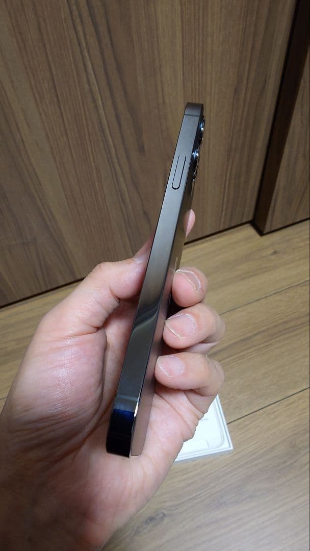 【ほぼ未使用】Apple iPhone 12 Pro 512GB グラファイト