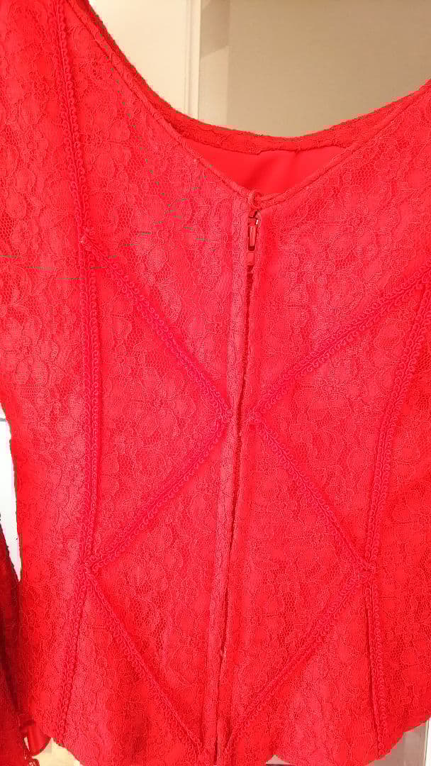 赤いフラメンコ衣装 イベリア フローレスとピアスセット