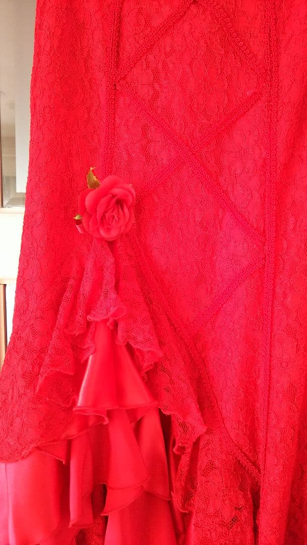 赤いフラメンコ衣装 イベリア フローレスとピアスセット