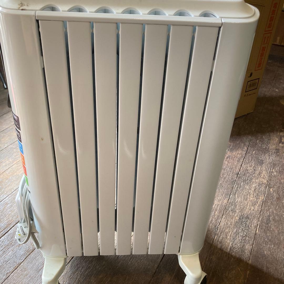 DeLonghi オイルヒーター ホワイトＲＨＪＬ0915