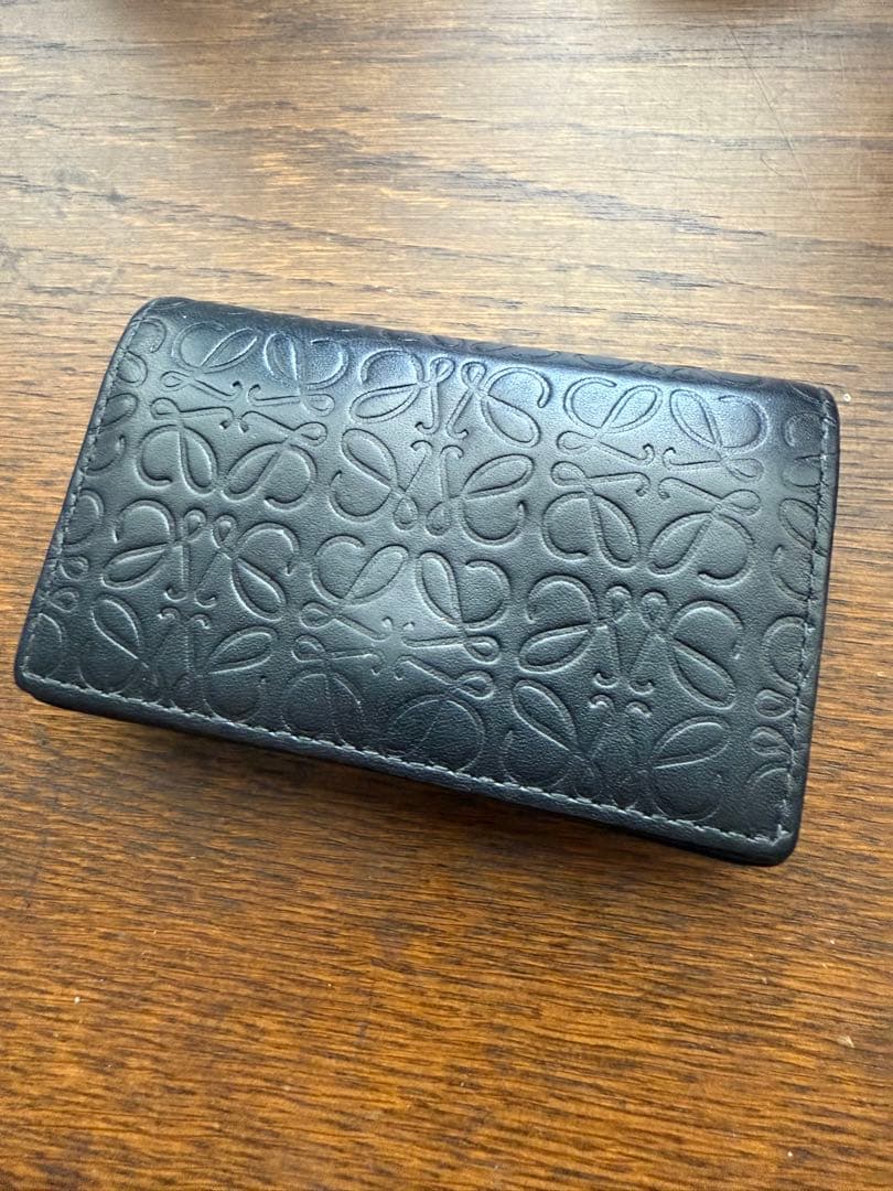 LOEWE 名刺入れ　ブラック　本革　リピートアナグラム