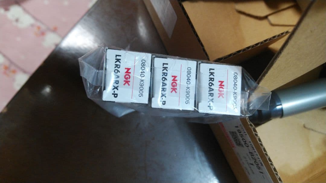 Truth19 ダイハツ純正　コイル、プラグ 19500-B2051