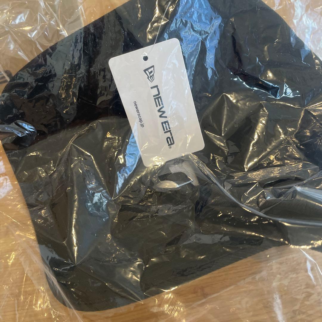 日本正規品⭐️新品⭐️ニューエラクラッシックロゴ　ラインストーンブラックです！