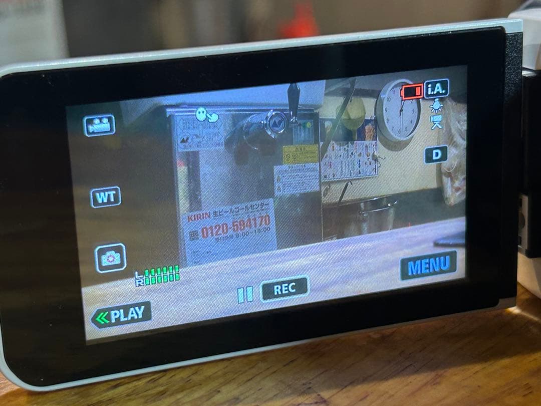 ビデオカメラ JVC Victor Everio GZ-R470-W