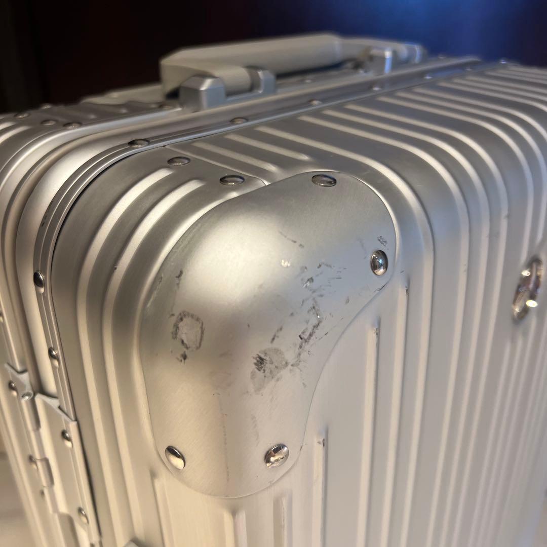 Mercedes シルバーキャリーケース 中型