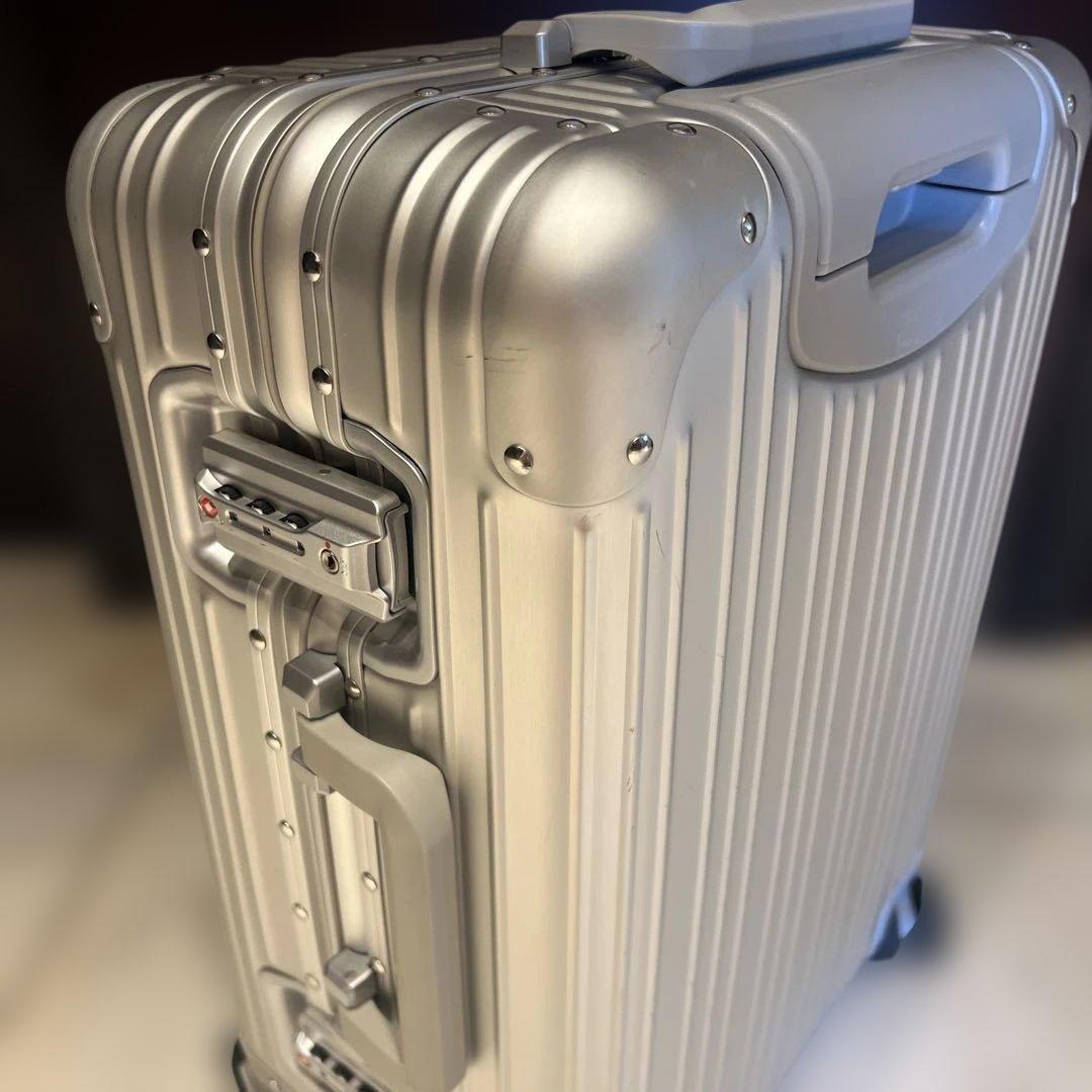 Mercedes シルバーキャリーケース 中型