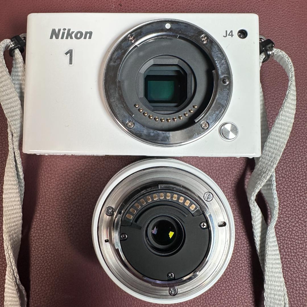 美品】Nikon 1 J4 ホワイト ボティ＋標準レンズセット SD16GB付