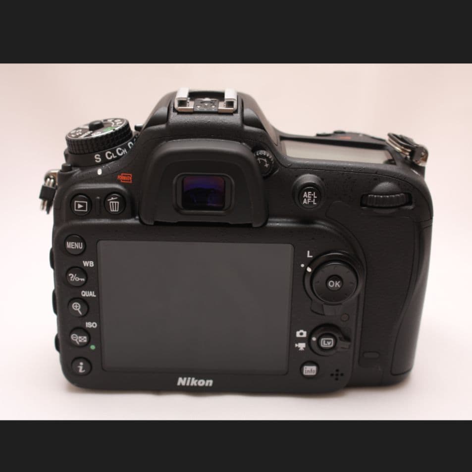 新品級!!ショット極少♪ニコン Nikon D7200 ボディ＃194