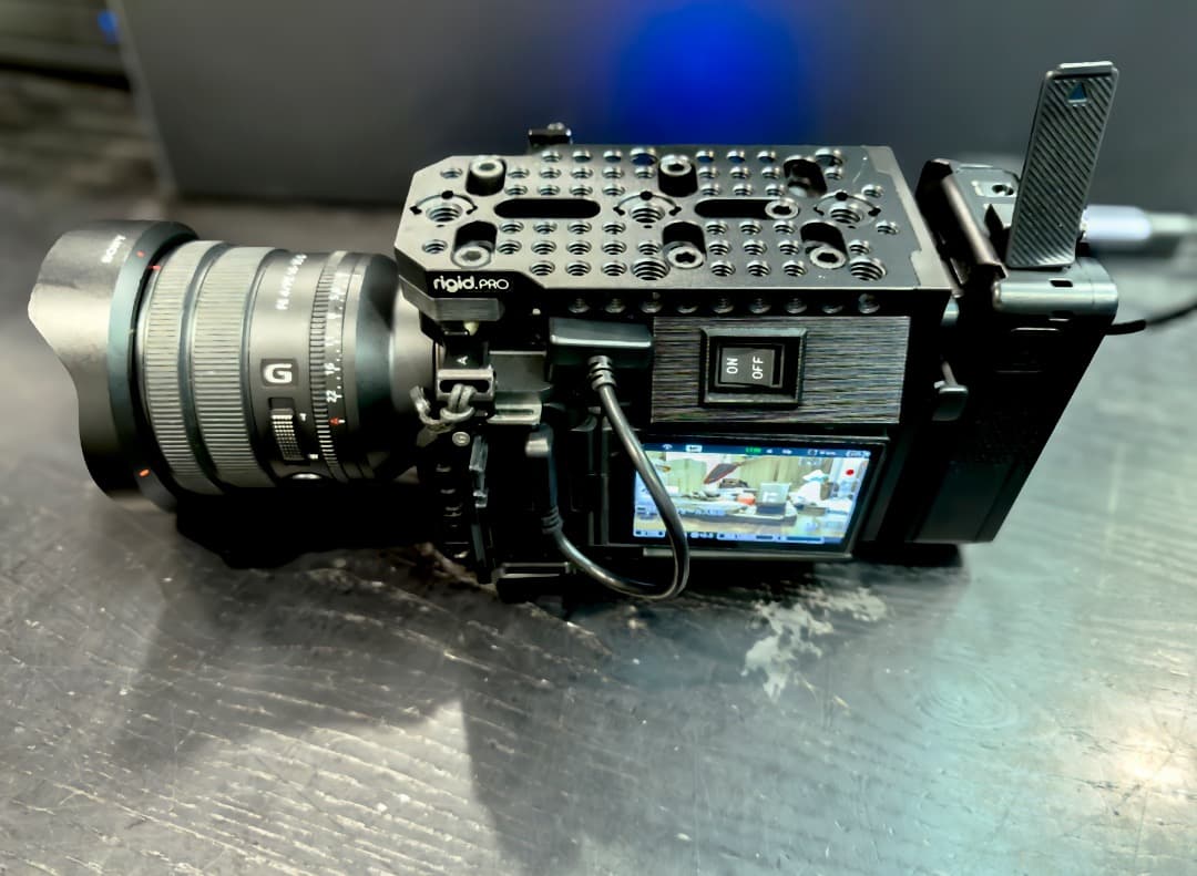 ZV-E1　SmallRigケージ+Ridid PROケージ+クーラー★超美品