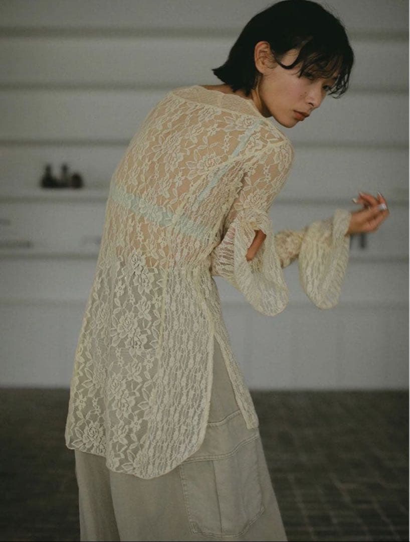 新品 Ameri COMBINATION LACE TOP
