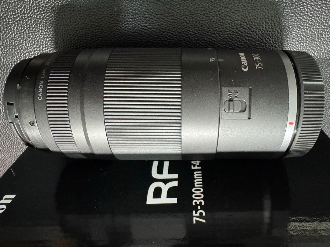 Canon RF 75-300mm F4-5.6 +ET60純正フード