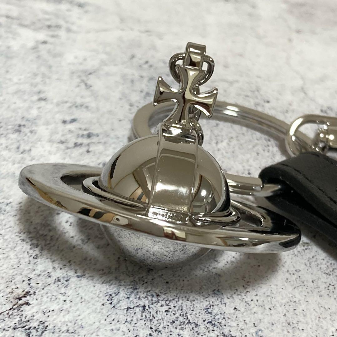 Vivienne Westwood✨ラウンドオーブキーホルダー　シルバー