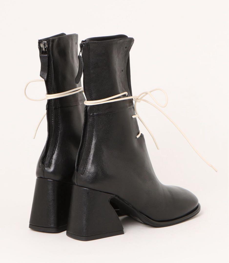 ERNESTO DOLANIレースアップ チャンキヒールーブーツ