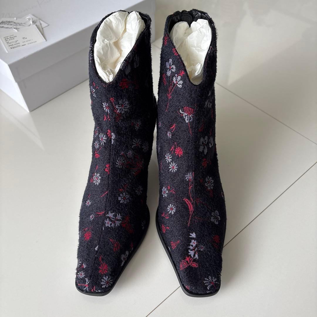 新品 マメクロゴウチ Floral Jacquard Boots 23.5