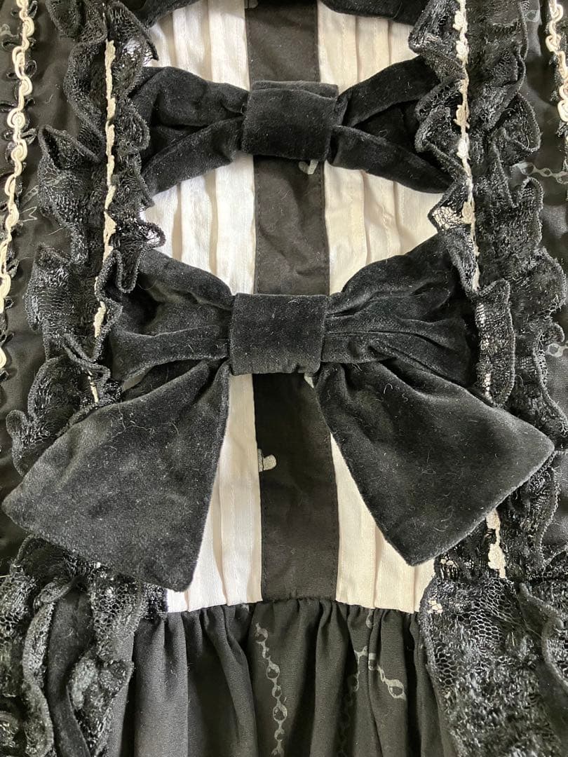 ☆h.NAOTO FRILLゴスロリブラックフィッシュテールドレスロリータフリル