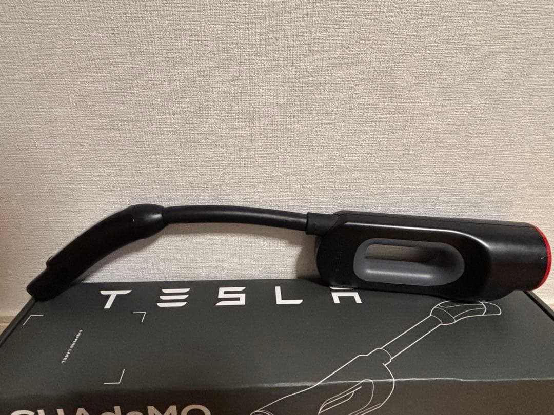 テスラ チャデモアダプター 純正品 Tesla CHAdeMO 日本製