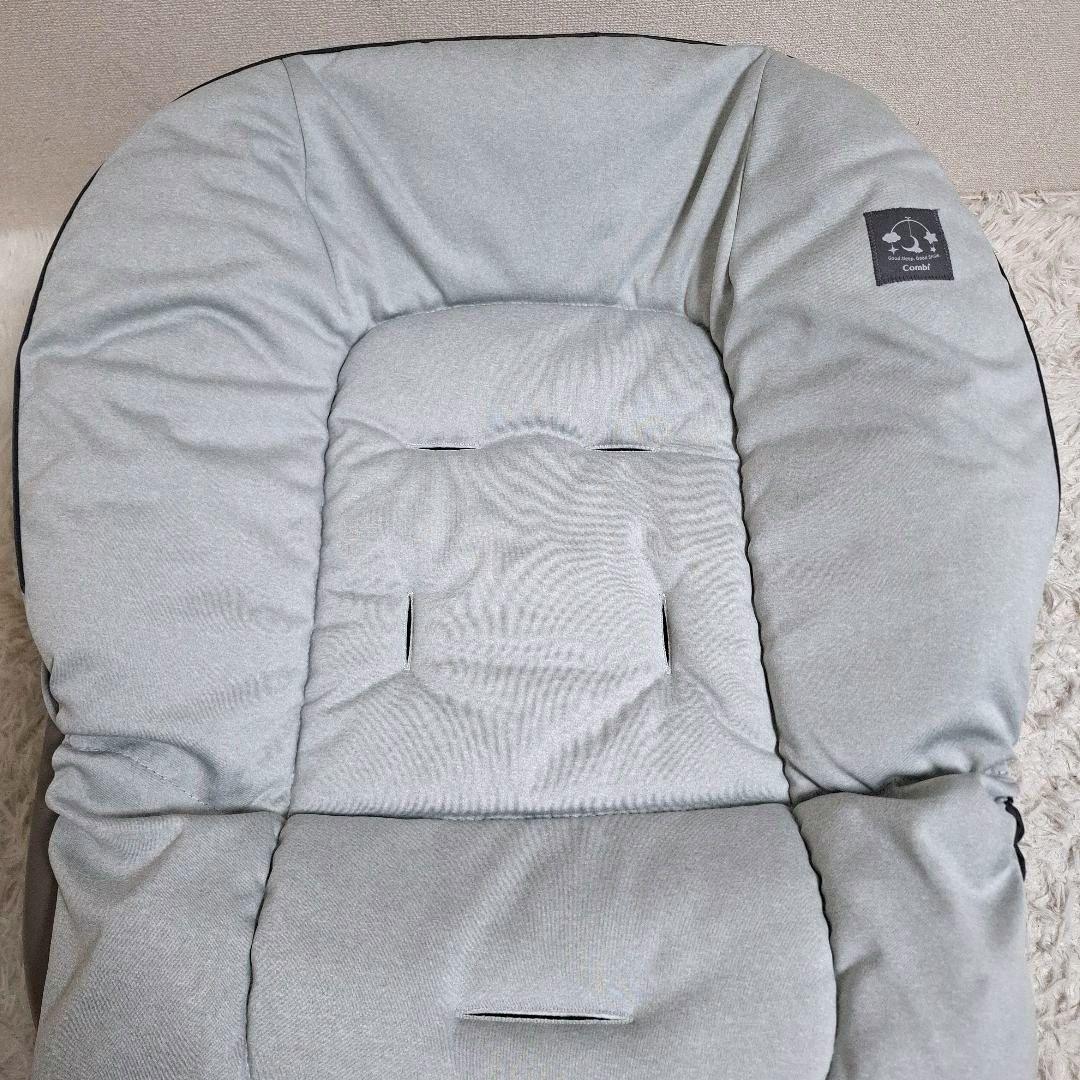 【未使用級美品】コンビ ネムリラ 4キャス 手動 ハイローチェア