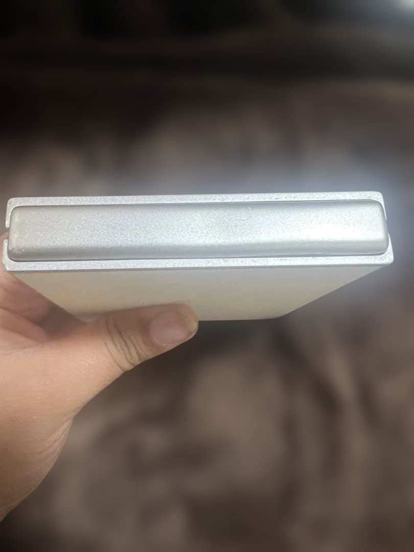 ZTE リベロ フリップ ゴールド 折りたたみ式スマートフォン