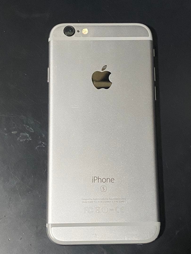 Apple iPhone 6s スペースグレー 本体 iFace付き