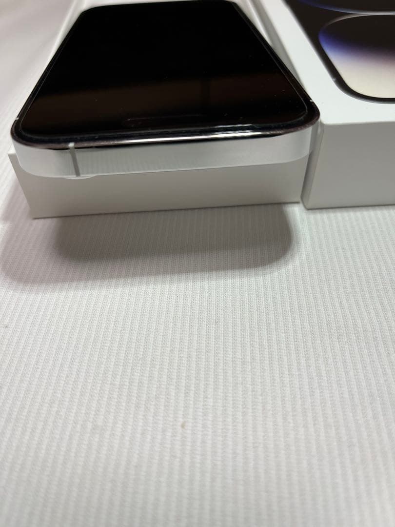 SIMフリー　iPhone14pro 256gb