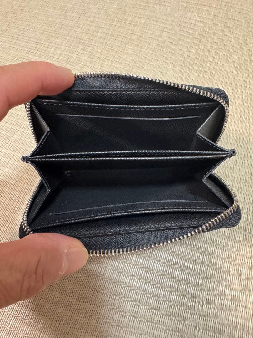 ルイヴィトン ダミエグラフィット　ジッピー　パース　カードケース