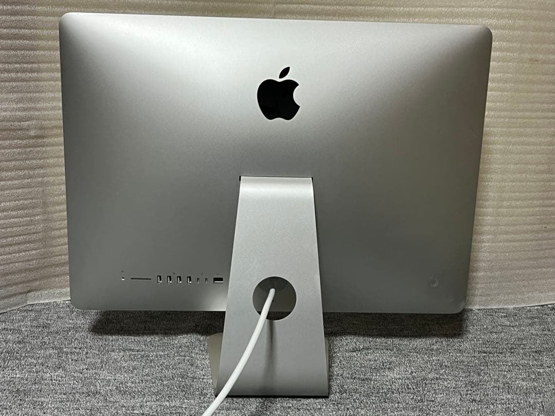 iMac Retina 4K 21.5インチ　2017
