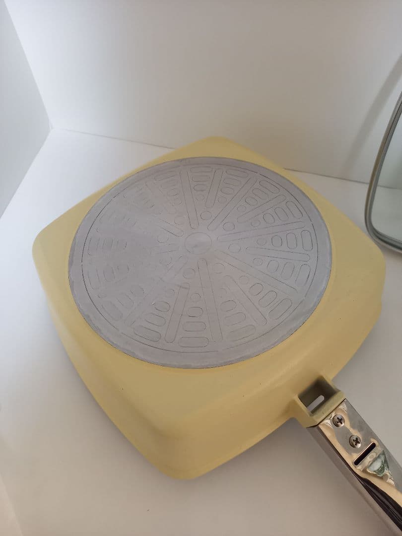 未使用　アサヒ軽金属　ローストパン　イエロー　L