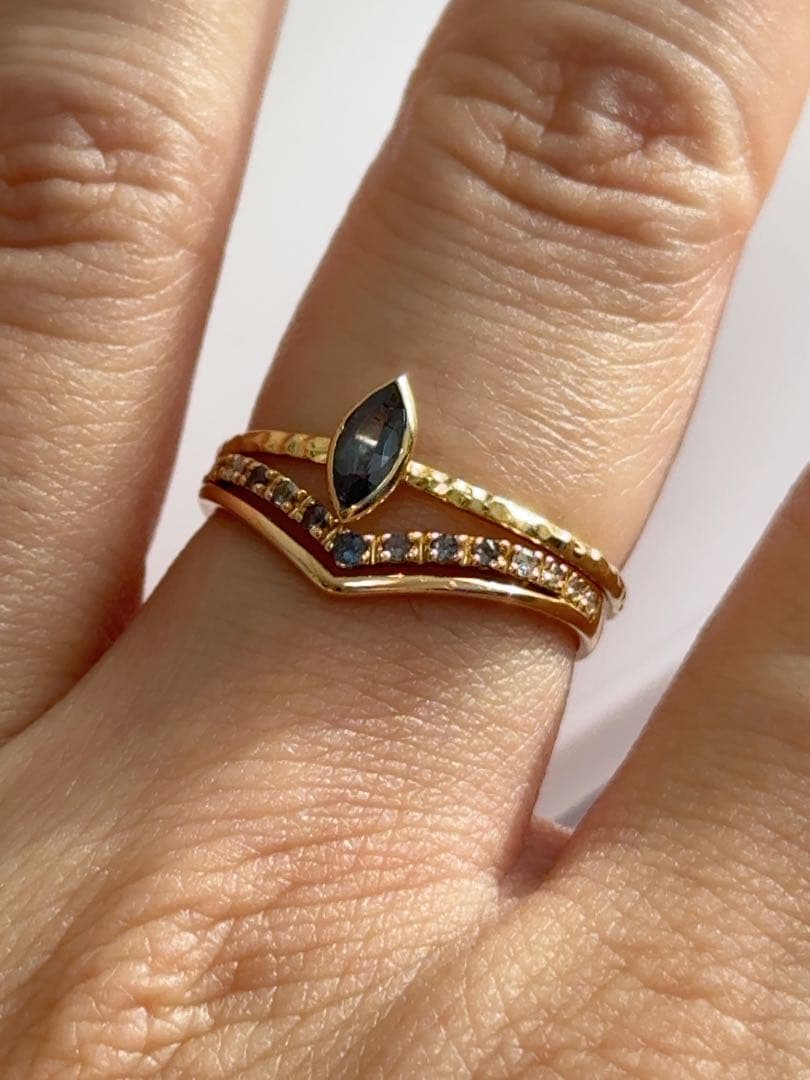 アレキサンドライト ダイヤモンド V字リング k18 K18リング