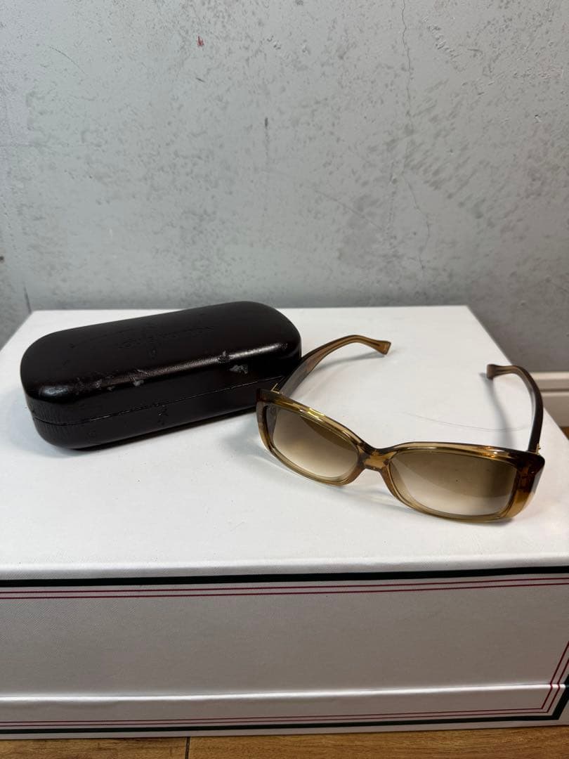 LOUIS VUITTON ルイヴィトン サングラス モノグラム ケース付き