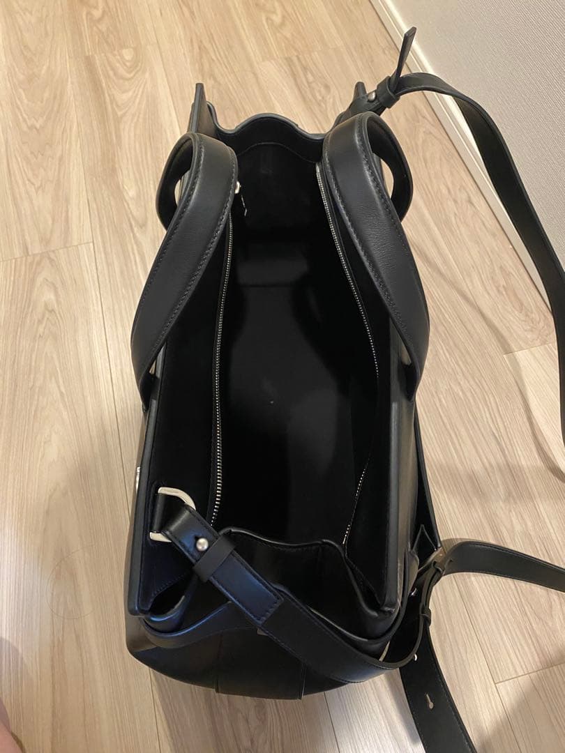 3*s様 (最終値下げ)Ferragamo レザートートバッグ